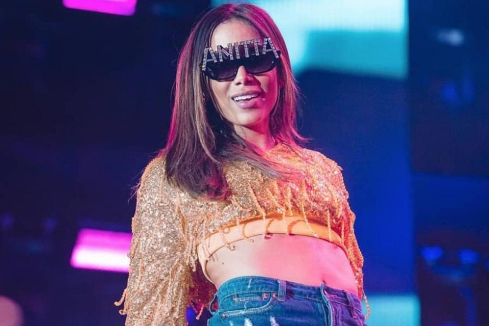 A era da patrulha ideológica voltou. E a cantora Anitta é uma das vítimas | Divulgação