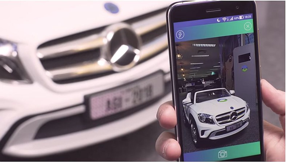 A confirmação da operação pode ser feita por notificação no celular do usuário ou reconhecimento facial, sem sair do carro. | Reprodução/Agibank