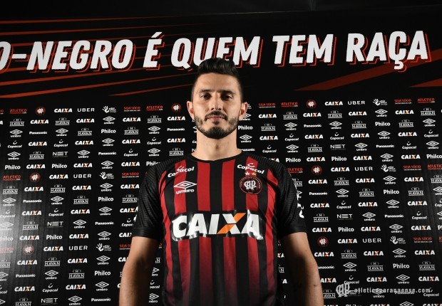 Marquinho foi anunciado pelo Furacão. | Miguel Locatelli/Site Oficial do Atlético