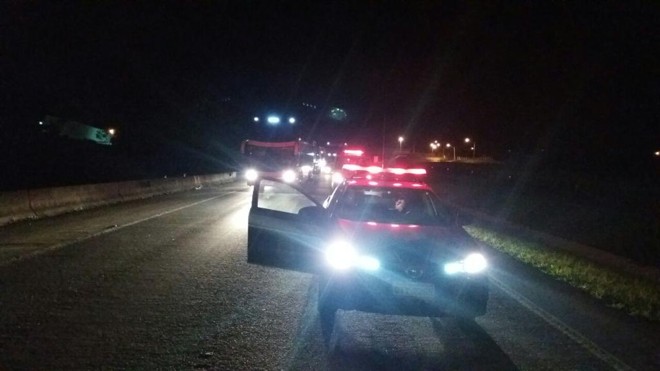 Fuga do presídio de Piraquara: PRF atende ocorrência de caminhões incendiados na ação dos criminosos. | PRF