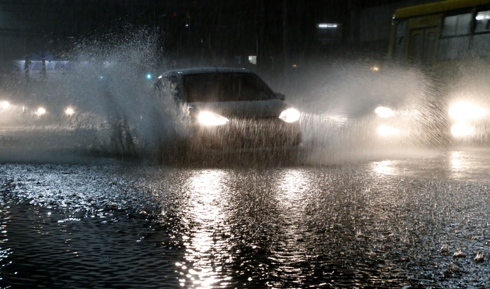 Chuva forte é esperada em várias partes do Paraná. Imagem de  arquivo | Pedro Serapio/Gazeta do Povo/Arquivo