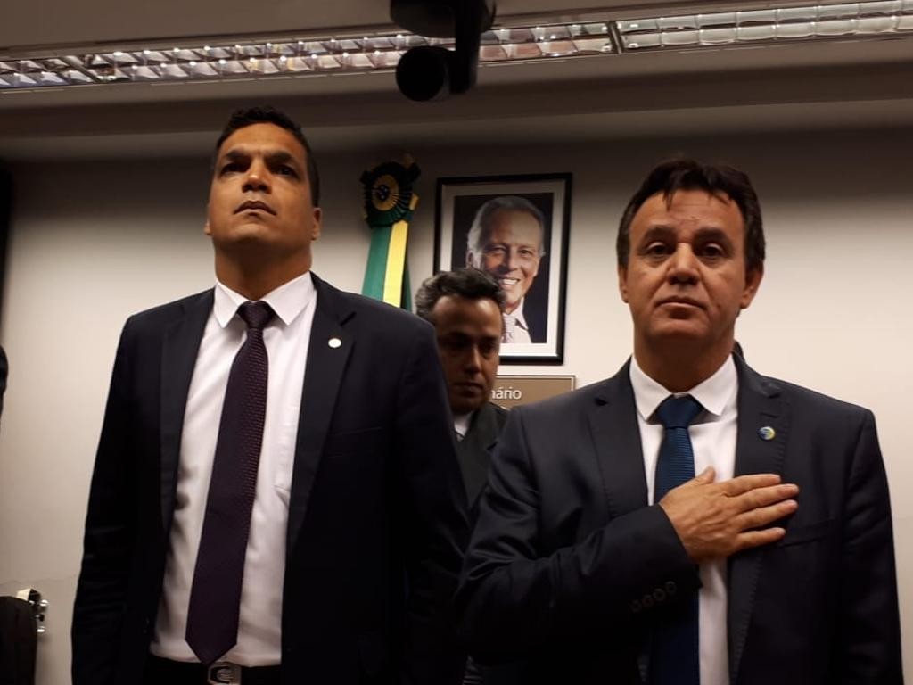 Cabo Daciolo ao lado do presidente do Patriota, Adilson Barroso, por ocasião do lançamento da candidatura a presidente.