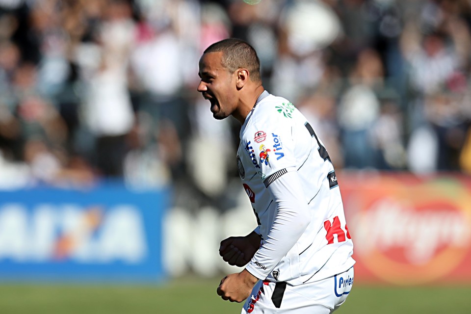 Operário só precisa de uma vitória simples para chegar à final da Série C 2018. | Albari Rosa/Gazeta do Povo