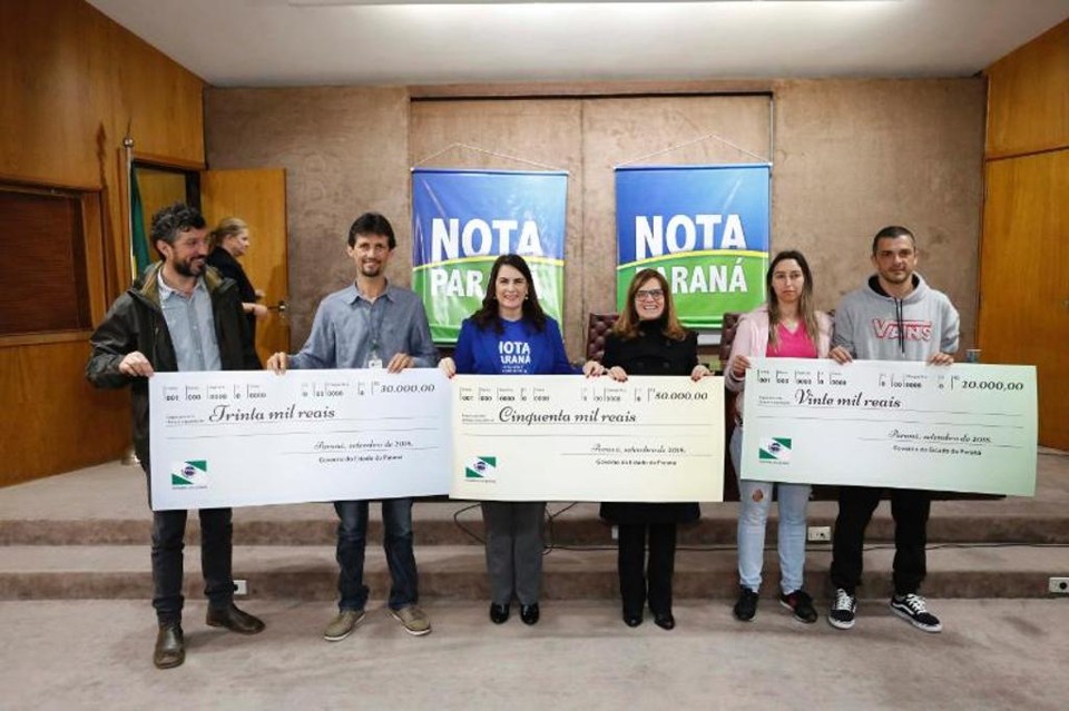 Até R$ 50 mil: conheça os ganhadores do 34 .º sorteio do Nota Paraná Vencedores do sorteio deste mês do Nota Paraná | /Divulgação