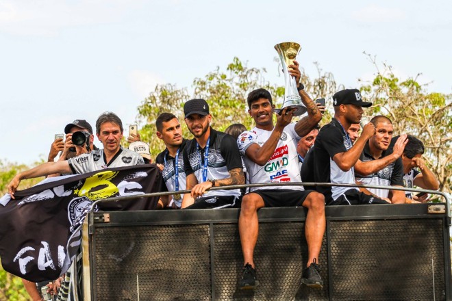 | Josué Teixeira Gazeta do Povo