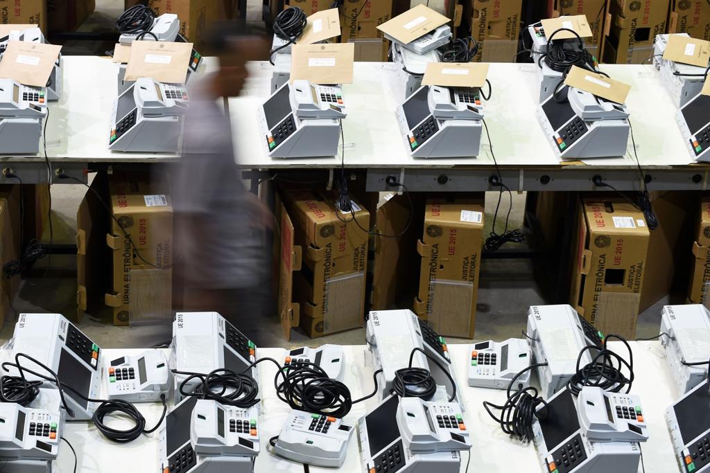 Os números chamam a atenção, mas deles não se pode extrair o perfil ideológico de toda a classe de professores no Brasil | Douglas Magno/AFP