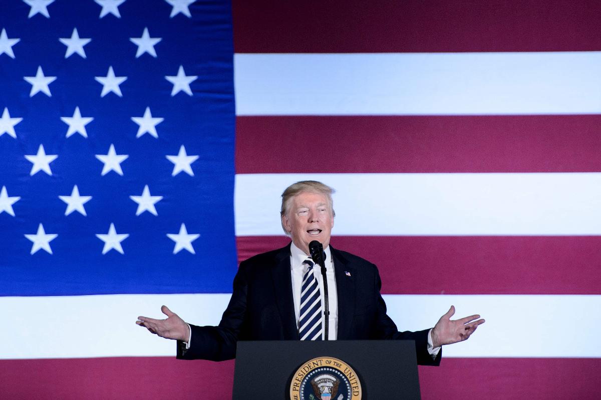 Donald Trump discursa durante evento para a arrecadação de fundos para a campanha eleitoral | BRENDAN SMIALOWSKI/
AFP