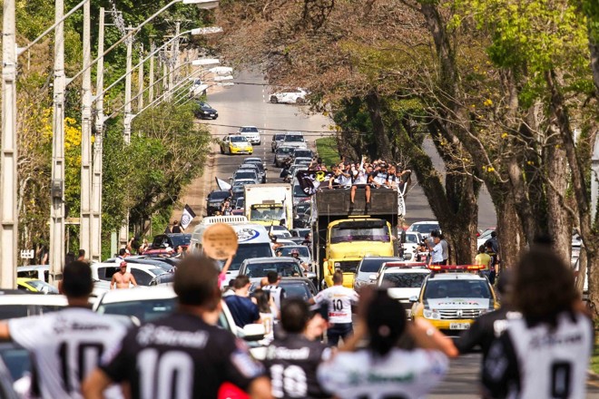 | Josué Teixeira Gazeta do Povo