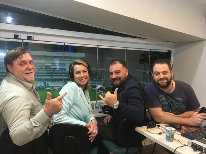 Ana Tereza Motta, a Tetê, é a primeira narradora mulher do rádio curitibano | /Arquivo pessoal