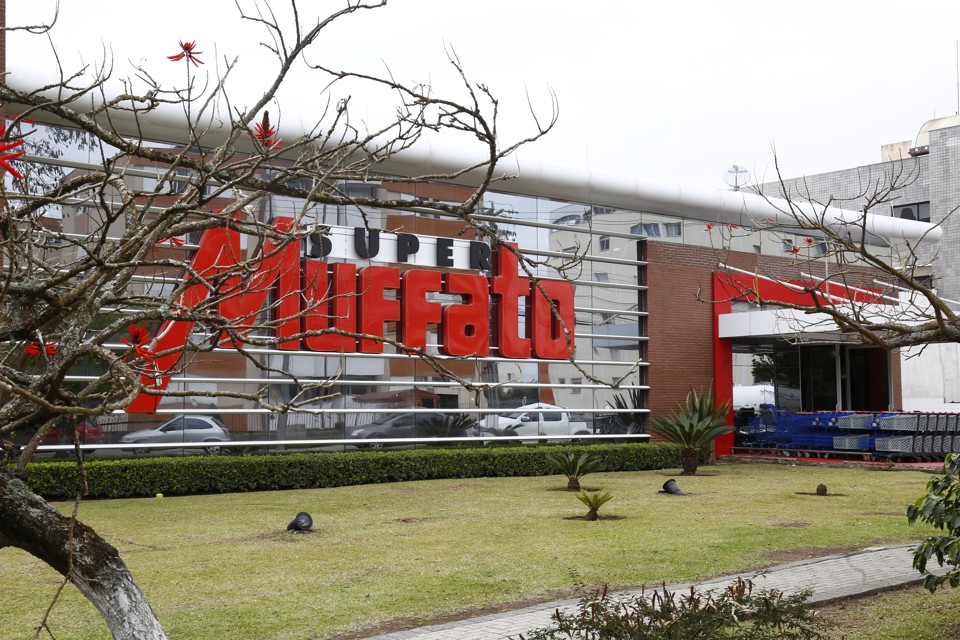 Até R$ 0,98: Muffato faz promoção em Curitiba e RMC | Aniele Nascimento/Gazeta do Povo