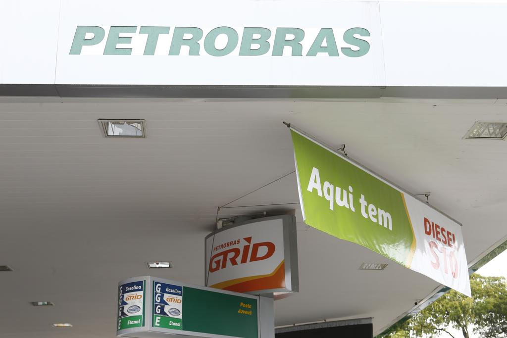 Segundo a Petrobras, o mecanismo de proteção anunciado é só uma medida a mais . O preço da gasolina continuará sujeito a mudanças diárias do mercado. | Albari Rosa/Gazeta do Povo