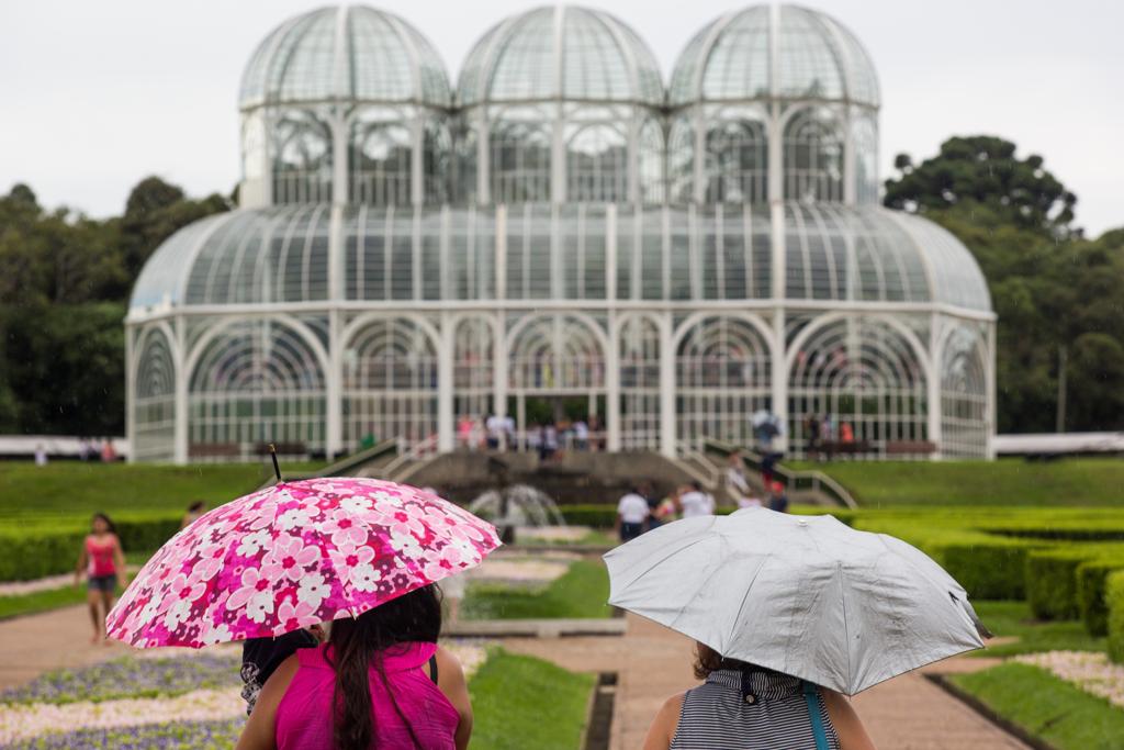 Possibilidade de chuva em Curitiba continua até sábado, | Bruno Covello/Gazeta do Povo