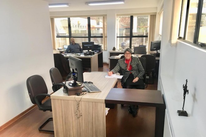 Íris Menine Ribeiro, da OK Assessoria Contábil: “Hoje emitimos tudo on line”. | Divulgação