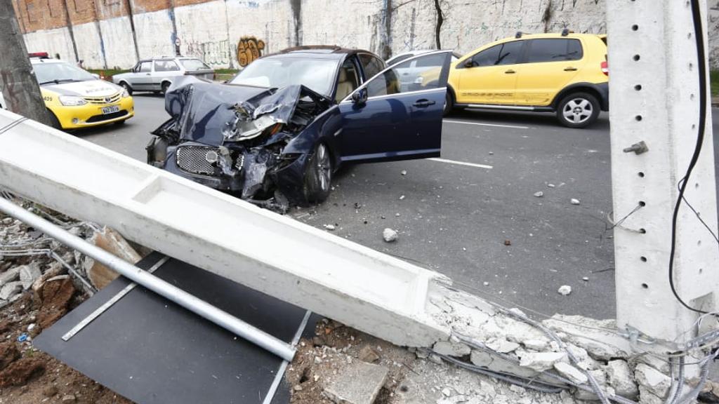 Jaguar XF é avaliado em mais de R$ 200 mil | Aniele Nascimento/Gazeta do Povo