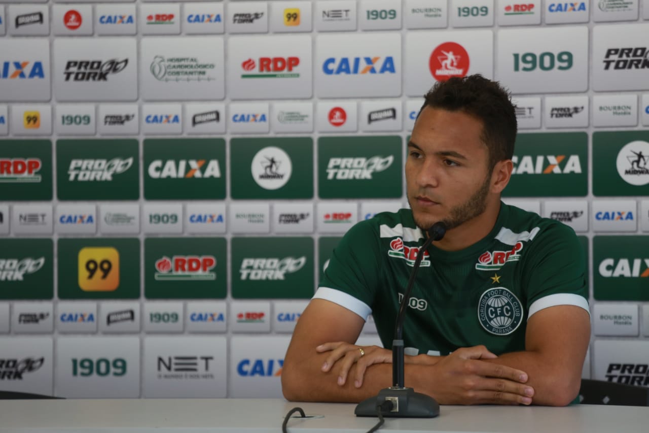 Alex Alves, jogador do Coritiba. | Felipe Rosa/Tribuna do Paraná