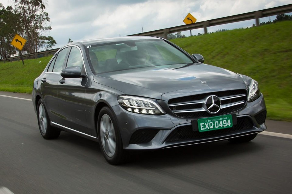 Mercedes lança novo Classe C com motor híbrido que melhora potência e consumo O Classe C é produzido na fábrica de Iracemápolis (SP). | Mercedes-Benz / Divulgação