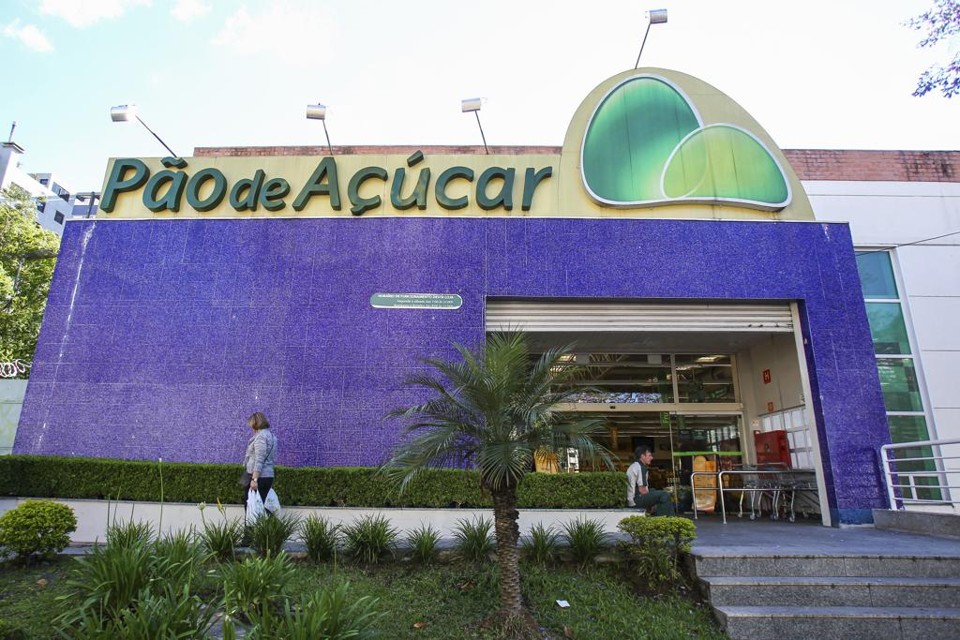 Mercado Pão de Açúcar, em Curitiba. Grupo Pão de Açúcar (GPA) conseguiu R$ 50 milhões pela venda de crédito tributários de 2011 referentes à retirada do ICMS da base do PISCofins. | Daniel Castellano/Gazeta do Povo