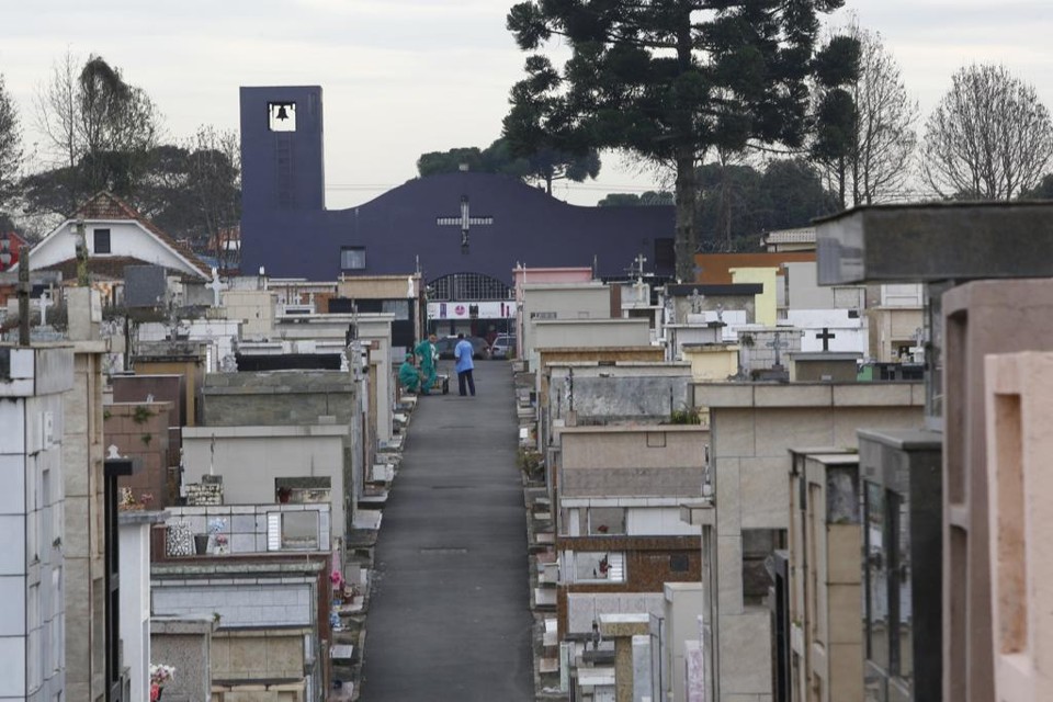 Grandes reformas e construções não são permitidas, mas famílias podem fazer pinturas e decoração | Aniele Nascimento/Gazeta do Povo