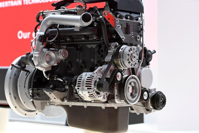 Motor F1C híbrido (gás natural + elétrico) apresentado na semana passada, no Salão de Hannover (IAA 2018), na Alemanha. | Divulgação/
