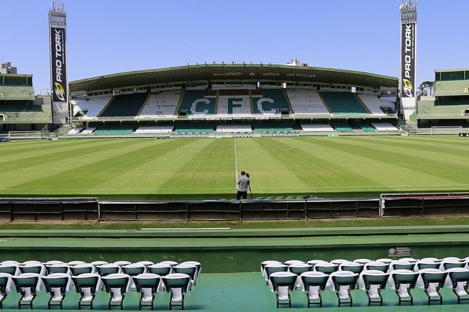Taça Kaiser será disputada no Couto Pereira em janeiro. | Jonathan Campos/Gazeta do Povo