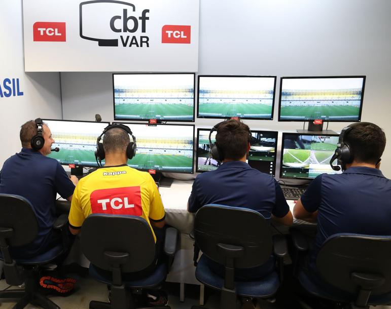 VAR em ação na Copa do Brasil: CBF é quem paga. | Lucas Figueiredo/CBF