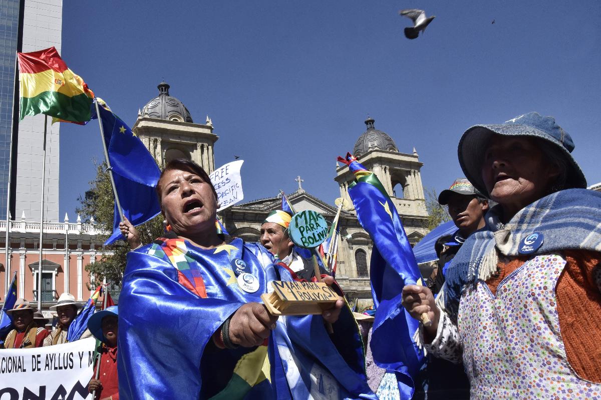 Bolivianos lamentam decisão da Corte Internacional de Justiça contra a reivindicação de acesso da Bolívia ao mar | AIZAR RALDESAFP