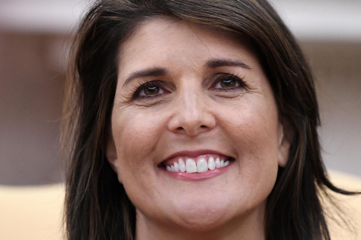 Nikki Haley, menos de dois anos depois, deixará o cargo de embaixadora dos EUA na ONU | OLIVIER DOULIERY/AFP