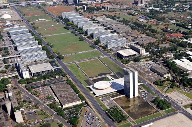 A Esplanada dos Ministérios, em Brasília: número de pastas vai cair de 29 para 15 no novo governo. | Geraldo Magela/Agência Senado