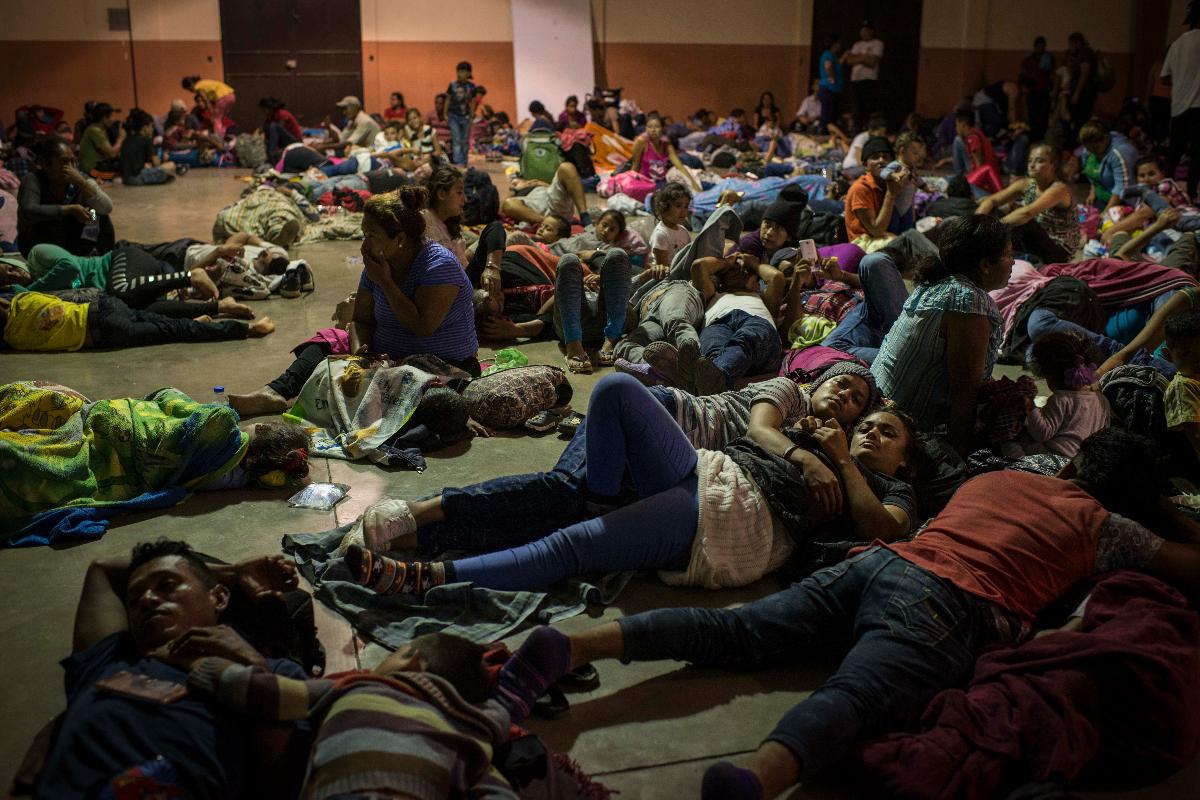 Migrantes em abrigo improvisado em escola no Sul da Guatemala | Daniele Volpe/Washington Post