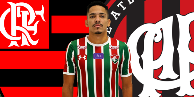 Gilberto entre o Flamengo e o Atlético-PR. | /