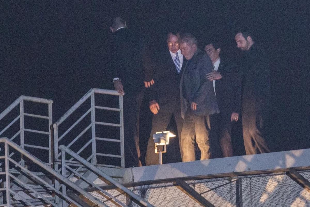 O chargista Paixão está de férias | Marcelo Andrade/Gazeta do Povo