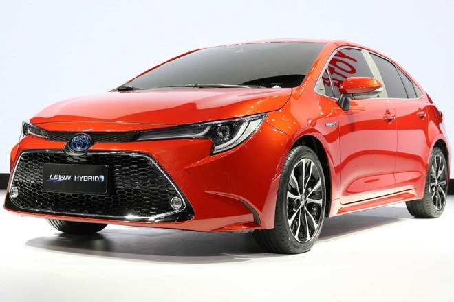 O Corolla brasileiro deverá adotar o mesmo visual desta versão, chamada de Levin na China. | Toyota
/ Divulgação