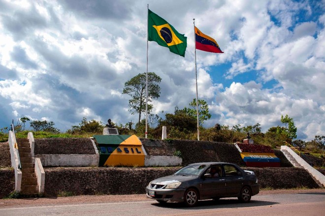 Fronteira entre Brasil e Venezuela, na cidade de Pacaraima (RR) | MAURO PIMENTEL/AFP