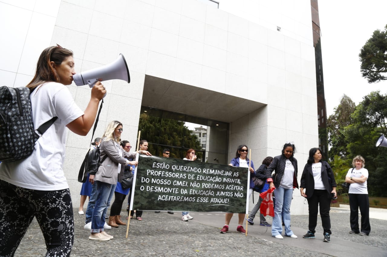 Educadoras e pais | Aniele Nascimento/Gazeta do Povo