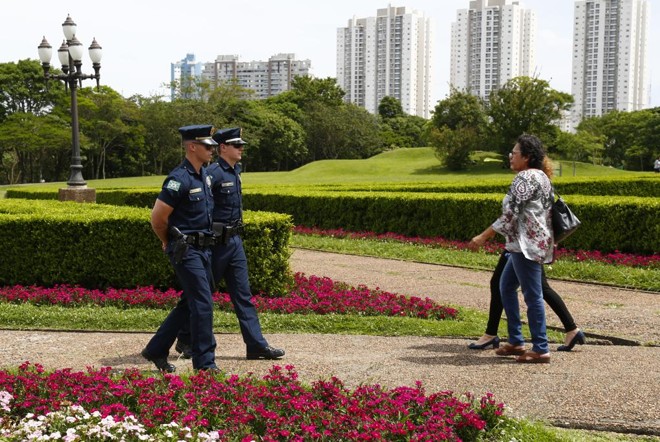 Jardim Botânico é um dos parques que terá reforço da Guarda Municipal no verão. | Aniele Nascimento/Gazeta do Povo