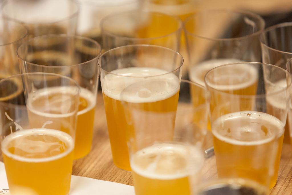 Cervejarias vão ter que mudar suas embalagens | Fernando Zequinão/Gazeta do Povo