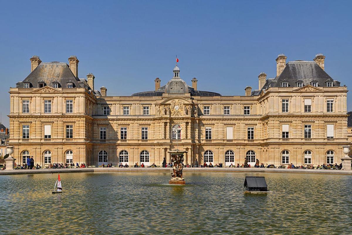O Palácio de Luxemburgo, prédio do senado francês | Wikipedia