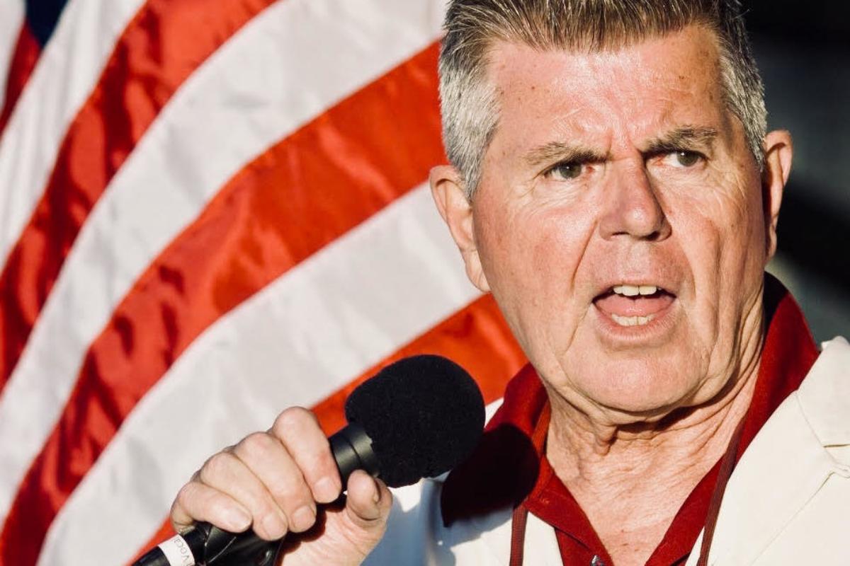 Mark McIntire foi demitido por causa de suas convicções conservadoras | Arquivo Pessoal