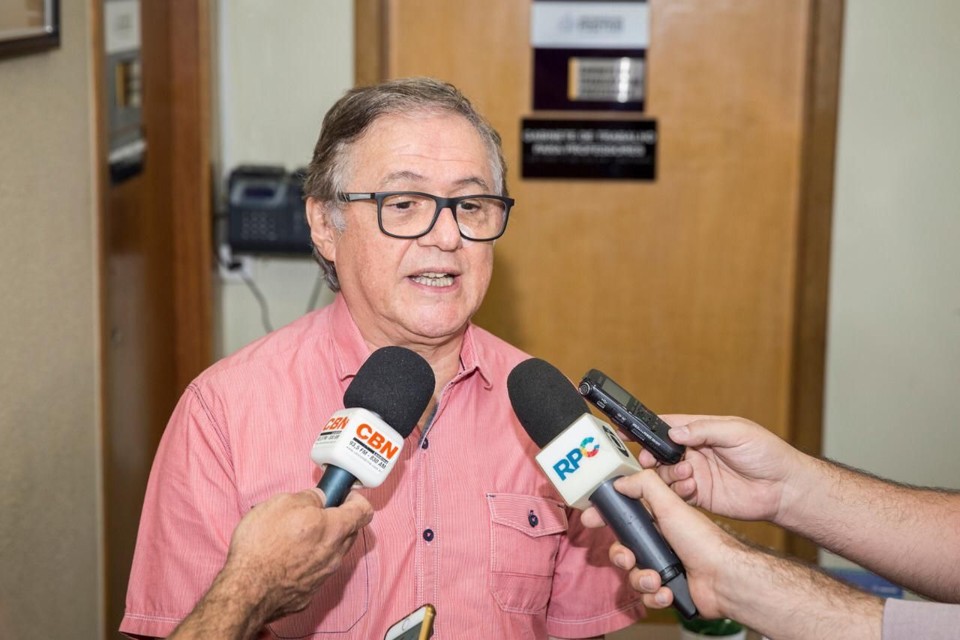 O ministro Ricardo Vélez Rodríguez, na última segunda-feira, na Universidade Positivo, em Londrina | Jéssica Pizza/Divulgação da UP