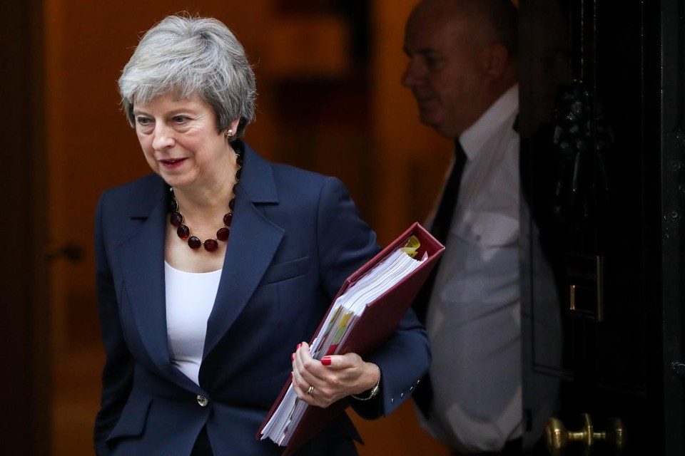 Primeira-Ministra britânica Theresa May no número 10 da Downing Street, em 14 de novembro | Simon Dawson / Bloomberg