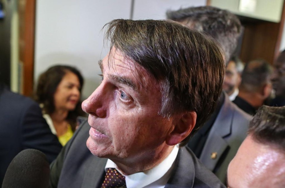 TSE dá 3 dias para Bolsonaro explicar indícios de irregularidades em contas O presidente eleito Jair Bolsonaro visitou o TSE nesta terça-feira. | Sergio Lima/AFP