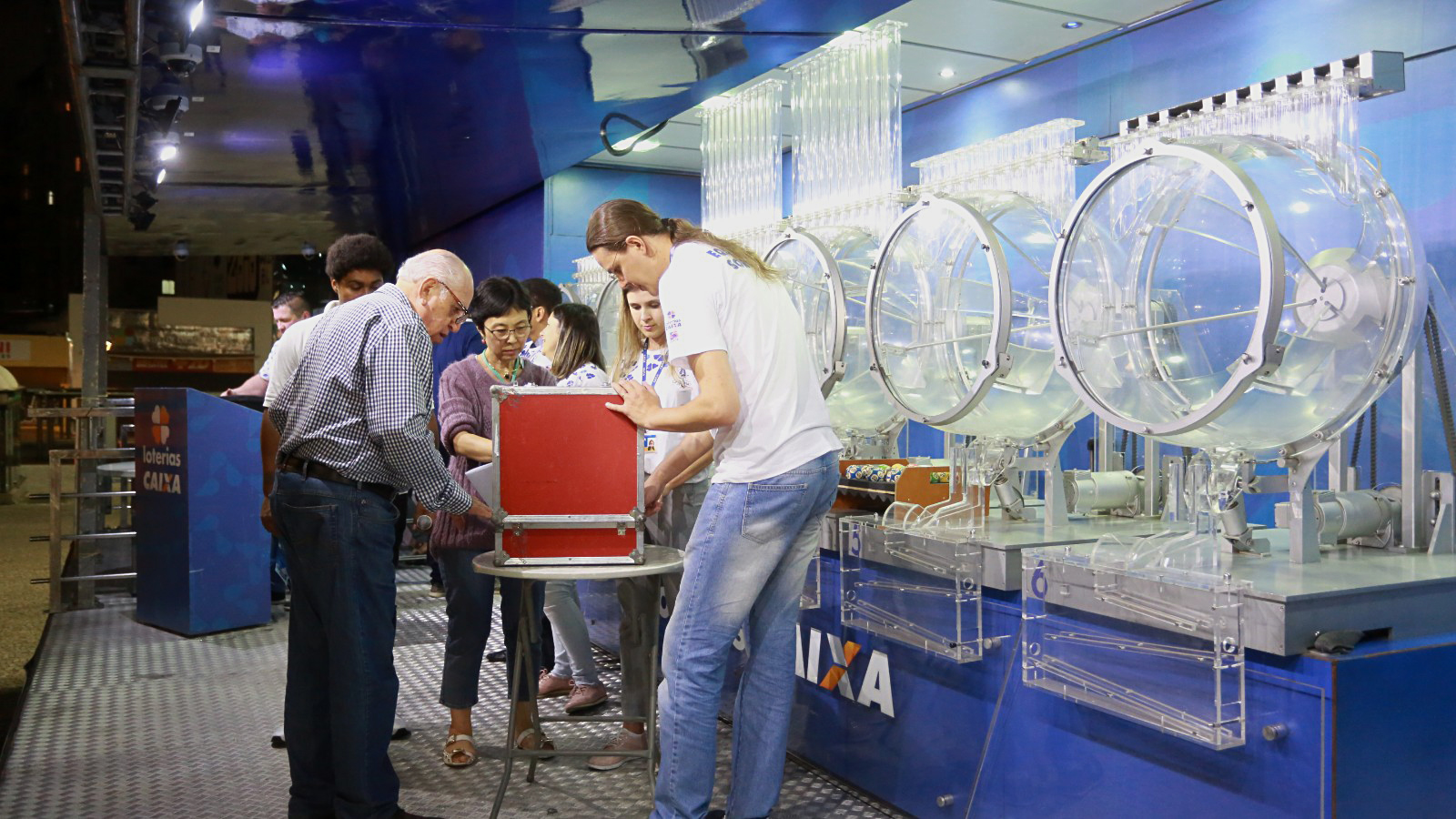 Sorteio em Curitiba nesta quarta (28) | Marco Charneski/Tribuna do Paraná