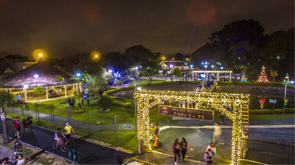 Se empresas não puderem ajudar, Natal no Bosque Municipal de Pinhais não terá Papai Noel. | Prefeitura de Pinhais/