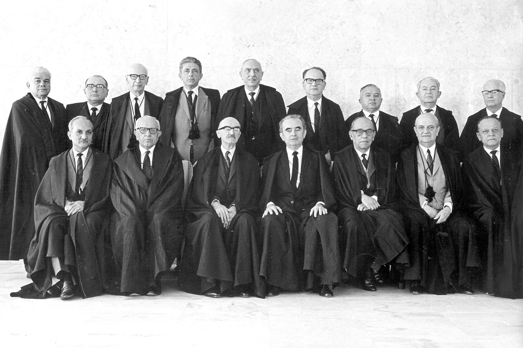 Turma do STF: em novembro de 1965, o Ato Institucional 2 aumentou o número de ministros de 11 para 16 | STF/Arquivo