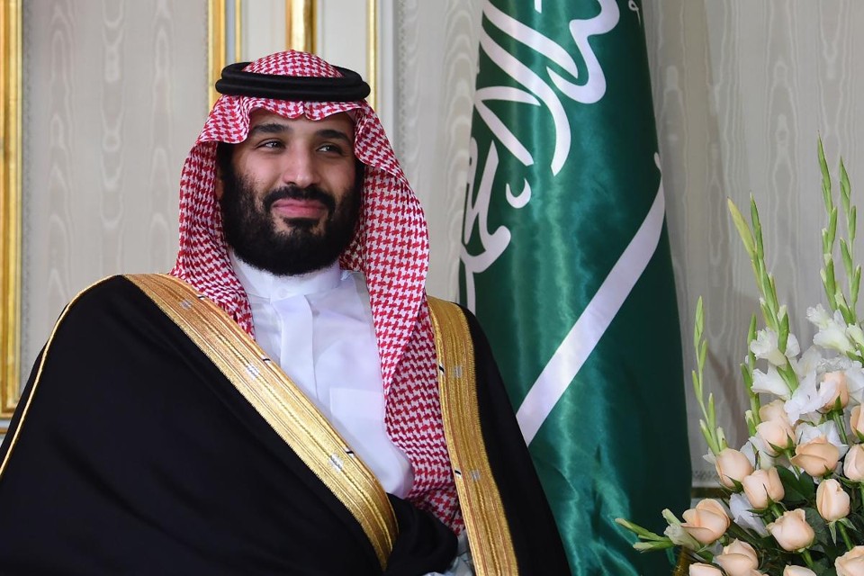 Mohammed bin Salman em encontro com o presidente da Tunísia o palácio presidencial, na capital Túnis | FETHI BELAID / AFP