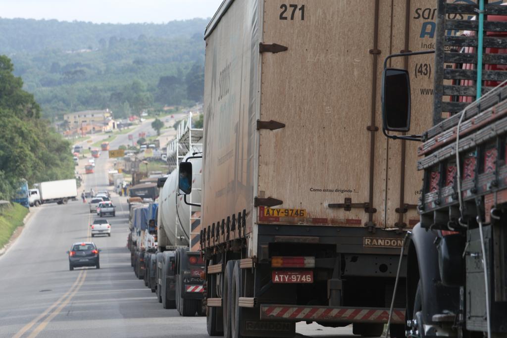 Acidente na Rodovia dos Minérios foi por volta da s 2h30 da madrugada. | Aniele Nascimento/Gazeta do Povo
