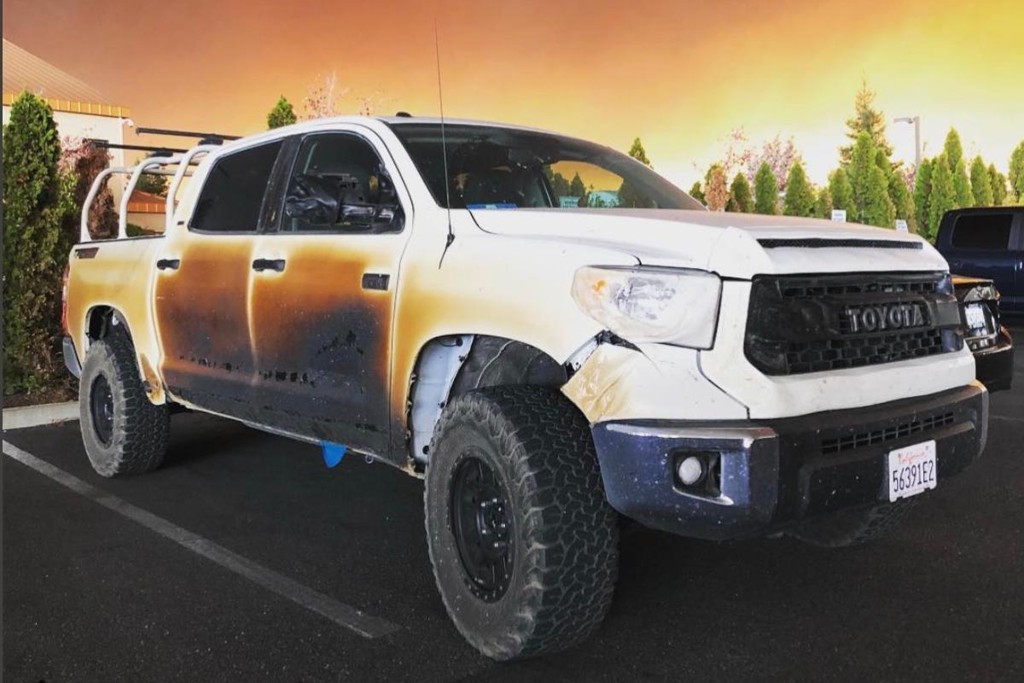 O “Pandra” do enfermeiro americano Allyn Pierce após ser usado para evacuar hospital durante incêndios da Califórnia