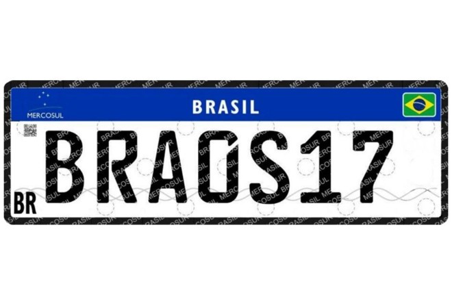 As novas placas deixaram de trazer os símbolos de identificação de estado e município. | Denatran/ Divulgação