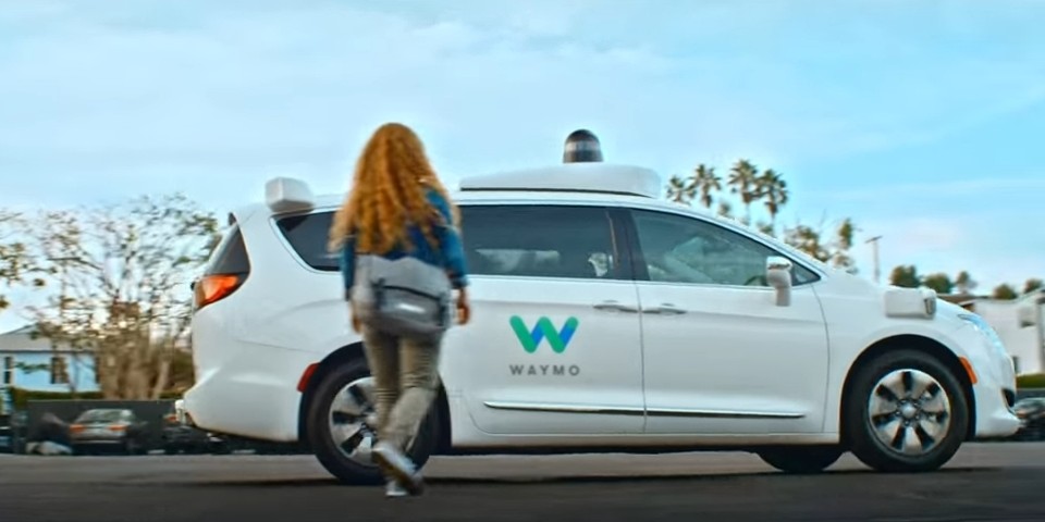 Carro da Waymo, em vídeo promocional no site da empresa | Reprodução/