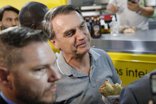 Entre os que possuem renda familiar de até um salário mínimo, 70% acreditam que Jair Bolsonaro está no caminho certo, porcentual que aumenta conforme a renda familiar | Tomaz Silva/Agência Brasil